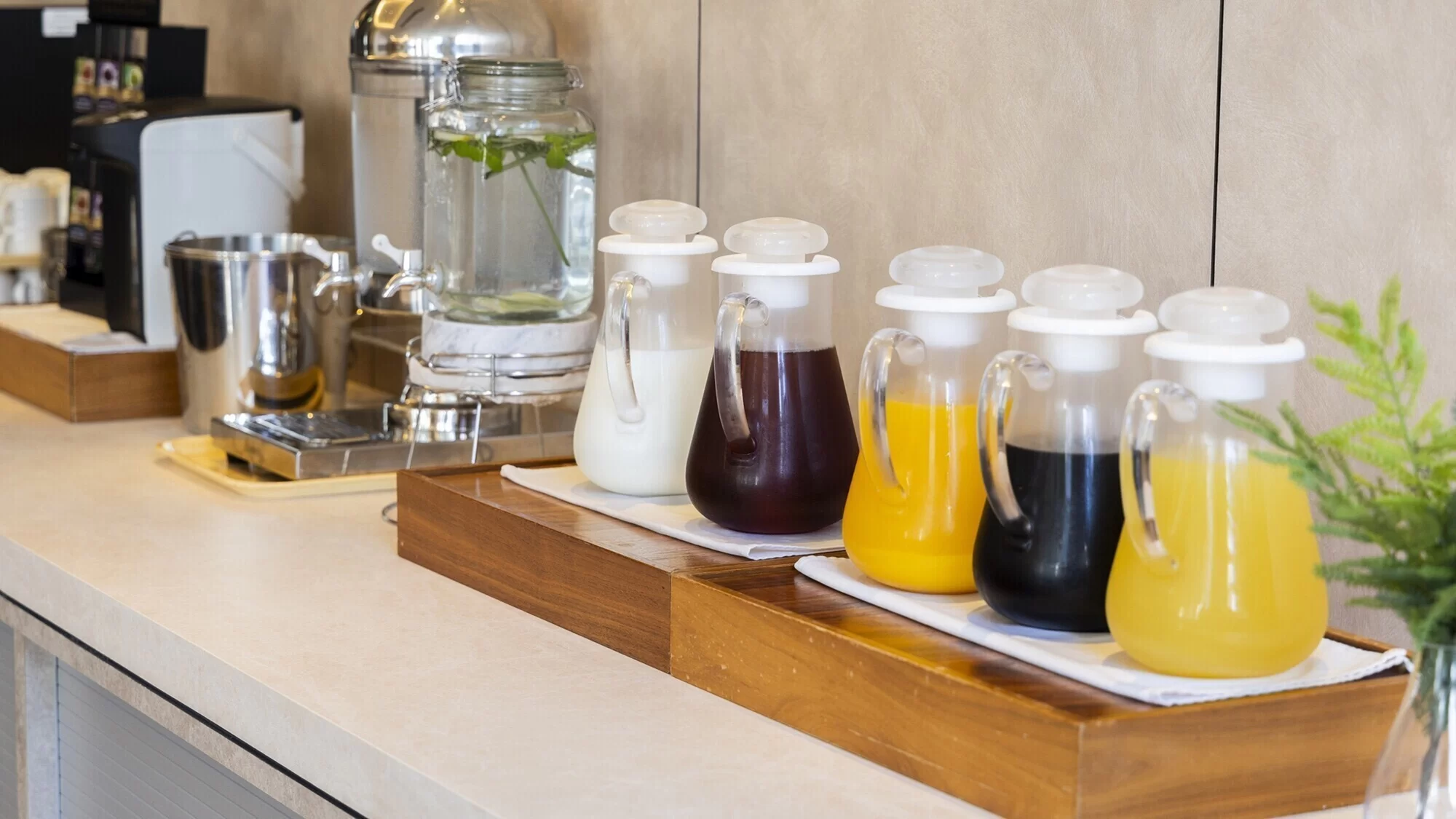 朝食ビュッフェ