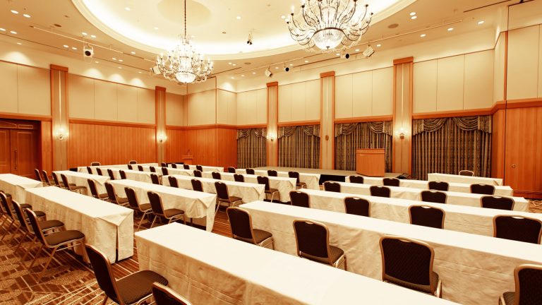 [Conference Room] This space is also available for meetings and conferences. Please feel free to Contact us2