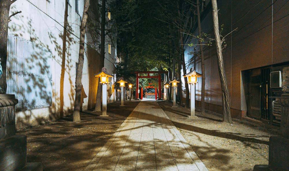 新宿駅東口エリア　花園神社 サムネイル