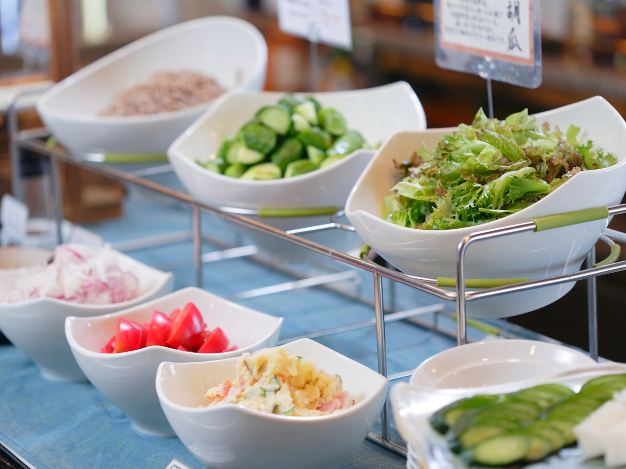 朝食バイキング風景