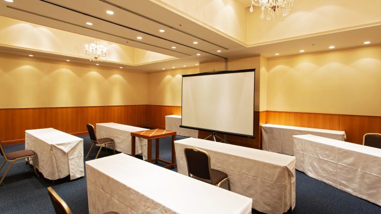 [Conference Rooms] These rooms are available for meetings and other gatherings. Please feel free to Contact us3