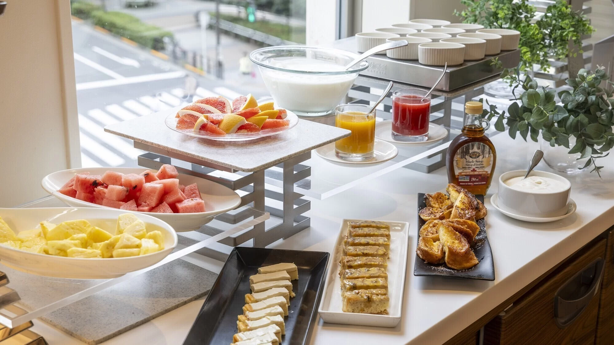 朝食ビュッフェ