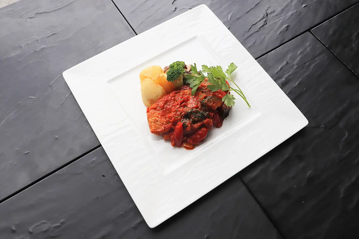 チキンのトマト煮 カレー風味