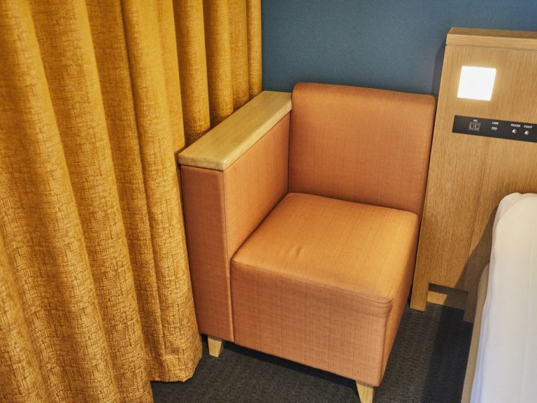 ◆ Casual Double (Non-Smoking, 16.7 m²) Corner Sofa
