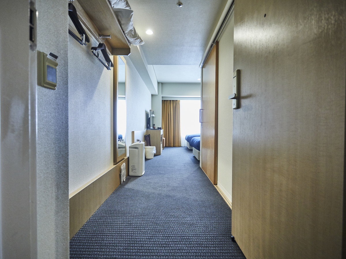 ◆ユニバーサルツインルーム　お風呂とトイレはセパレートタイプで、お風呂も広々とご利用いただけます。
