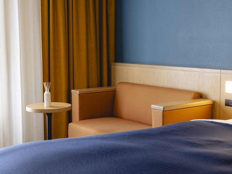 ◆ Superior Twin Room: A sofa where you can sit back and relax