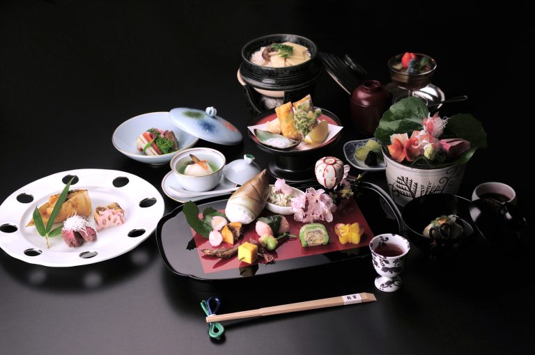 Special Kaiseki Menu “Hana no Michi” (2nd Floor, Japanese Cuisine Shimaya)