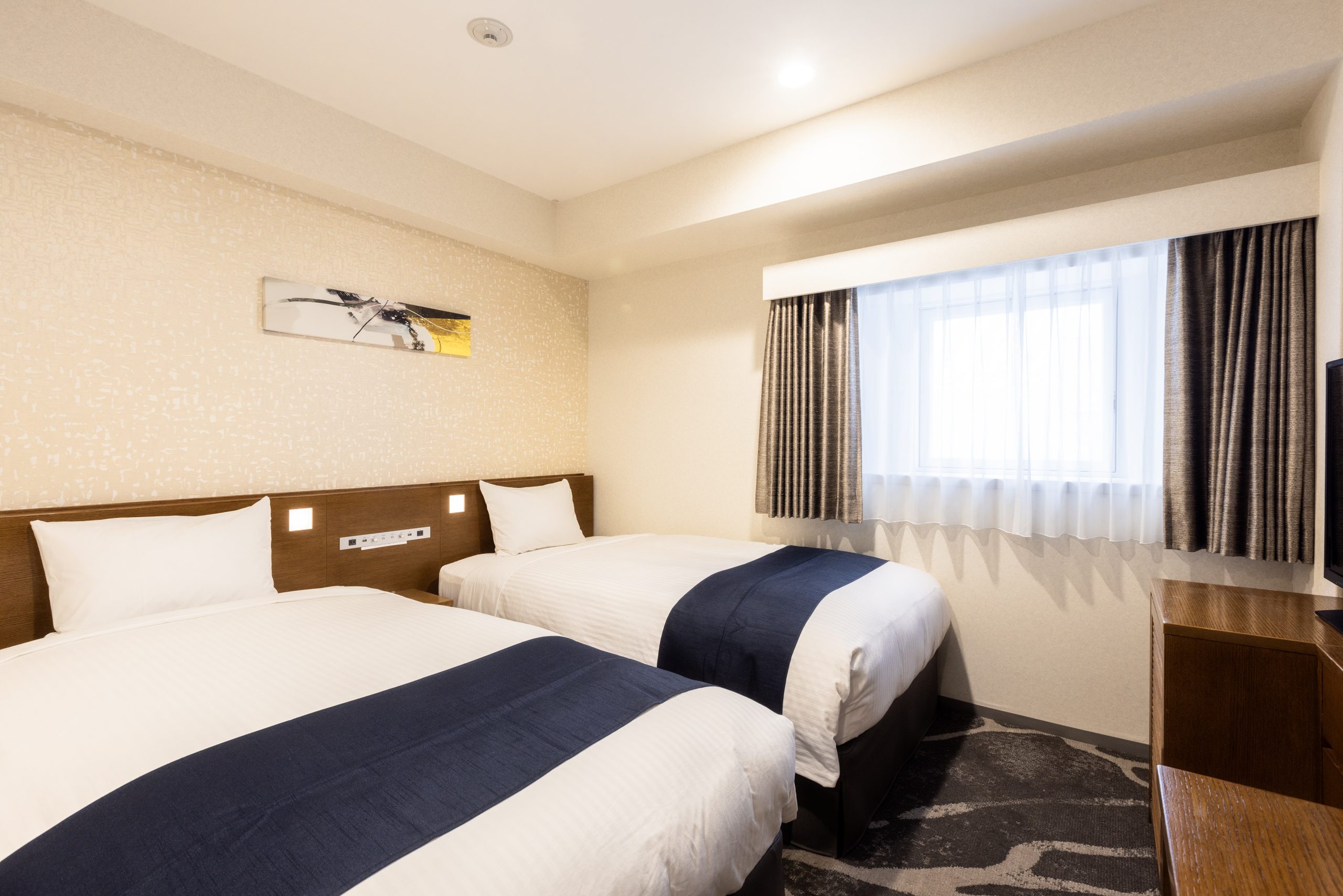 TAN_Standard Twin Room #2