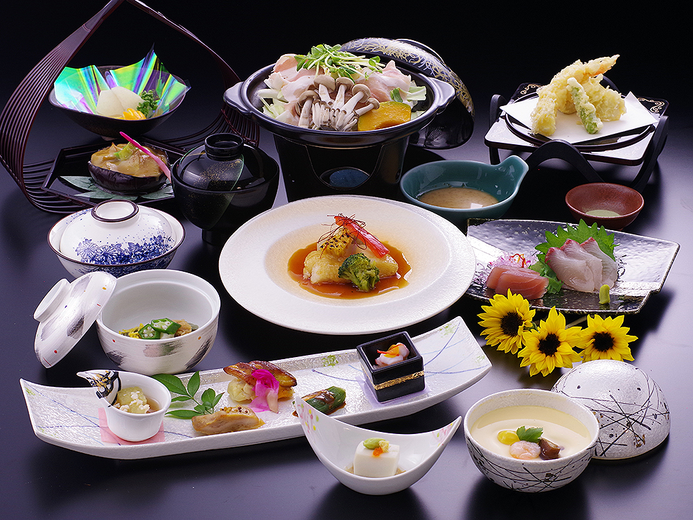 あじわい会席（8月） サムネイル