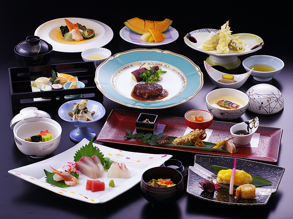 半精進料理　8,250円（税込・サービス料別） サムネイル